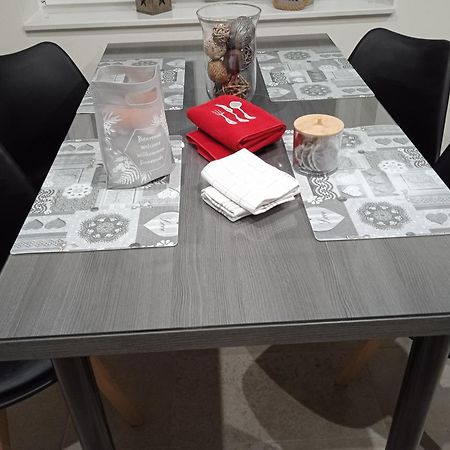 Gite Moderne Et Calme Avec Local Separe Pour Skis Et Velos كورنيمونت الغرفة الصورة